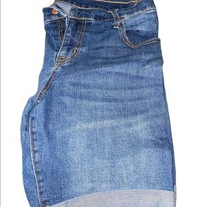 Bermuda denim shorts